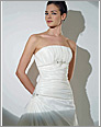 abito da sposa scollato collezione 2010